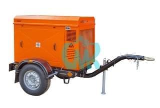 Винтовой электрический компрессор передвижной ЗИФ-СВЭ 7,2/1,0 в кожухе